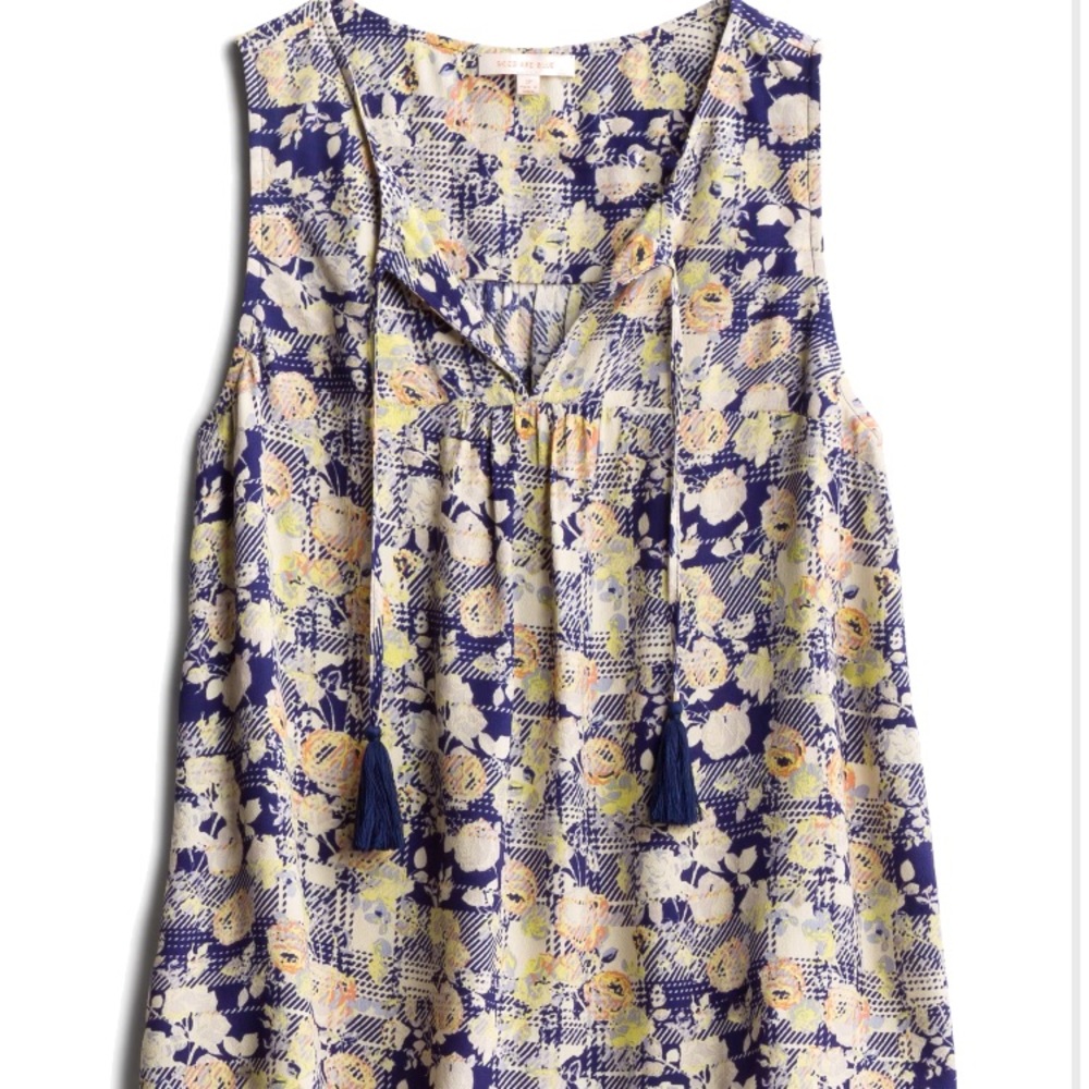SKIES ARE BLUE- BLAIR TASSLE TIE TOP